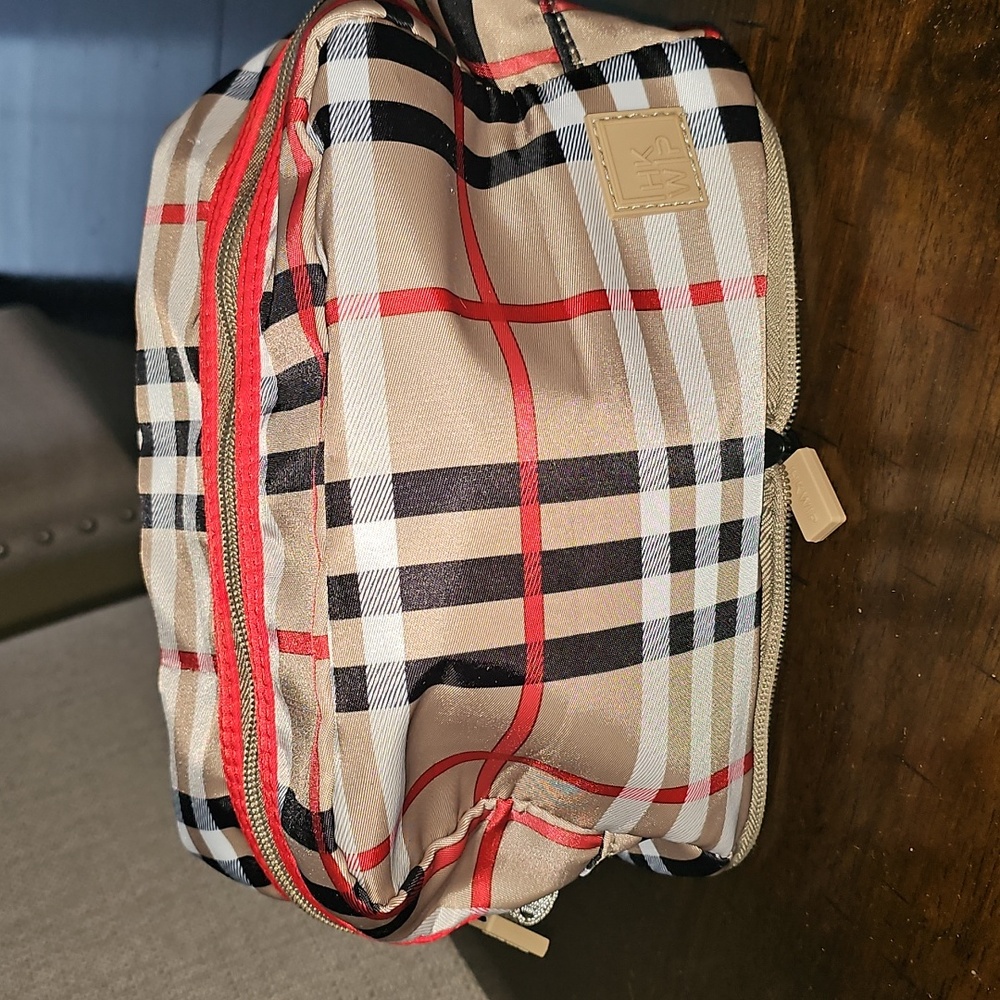 Ihkwip Packable Cosmetic Case - Picture 9 of 11